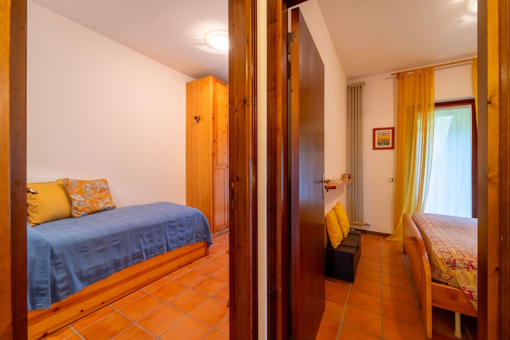 Crimson Apartment by Wonderful Italy photo 2