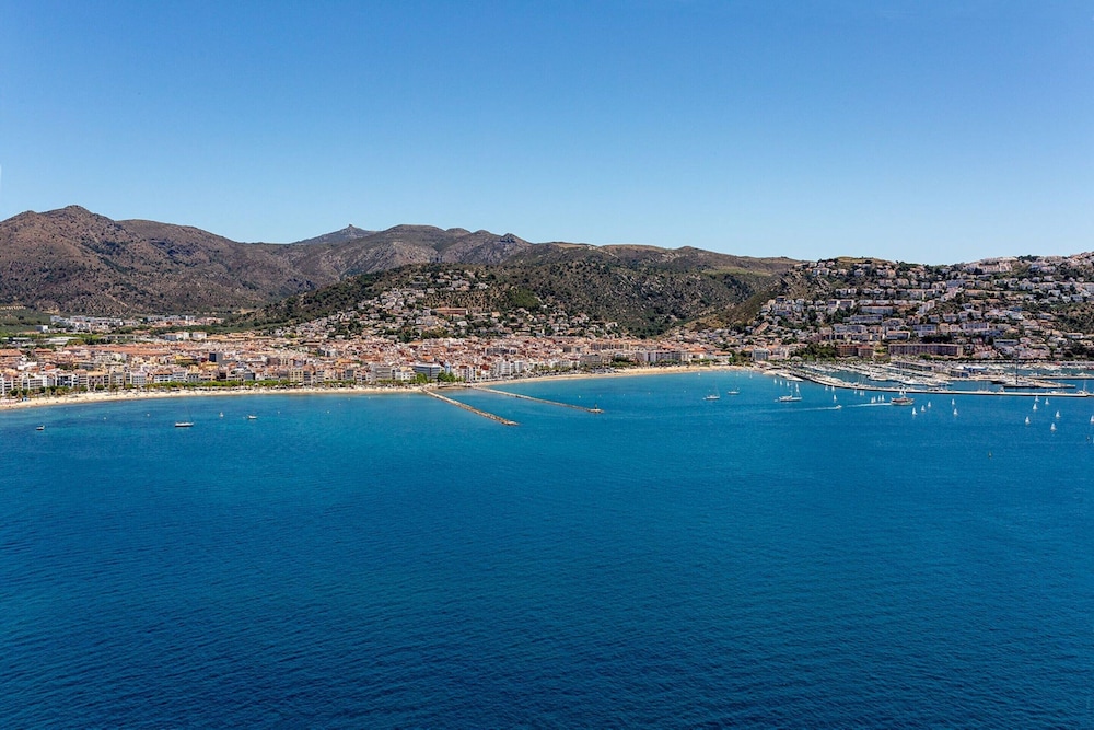 Nice Getaway Near Cap de Creus