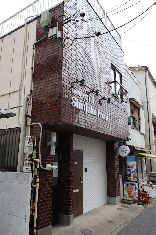Mini Hotel Shinjuku Front 101