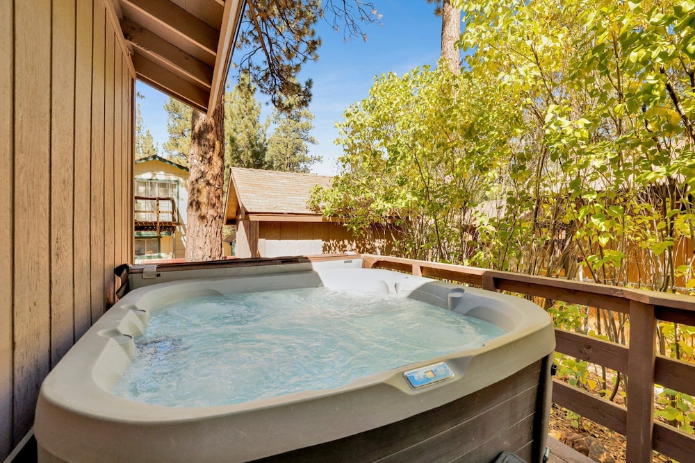Country Club Cabin #357