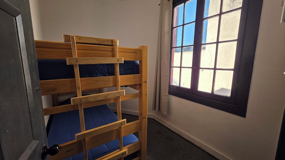 Oceana Suites Chile Hostel
