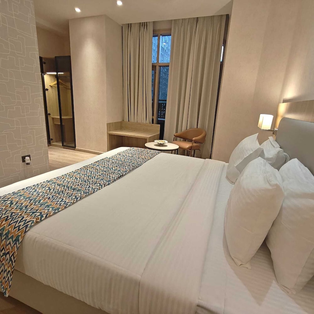 Bluestone Prime by The Cosy Hotels