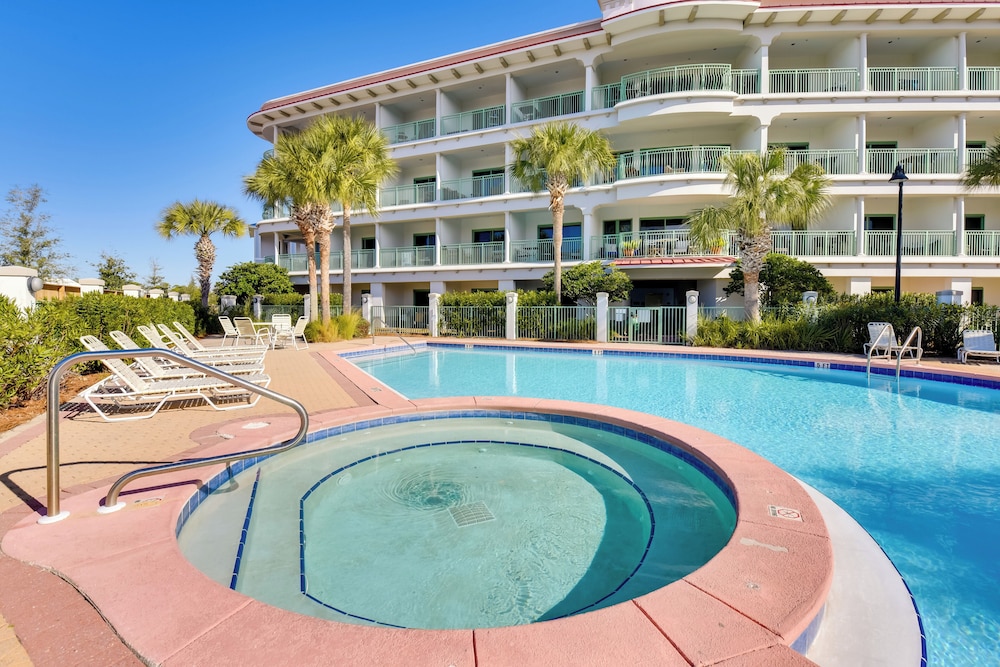Walkable Condo w/ View Btwn Rosemary & Alys Beach!
