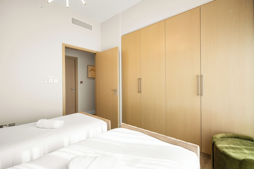 Ultra LUX Burj View Spacious High Floor