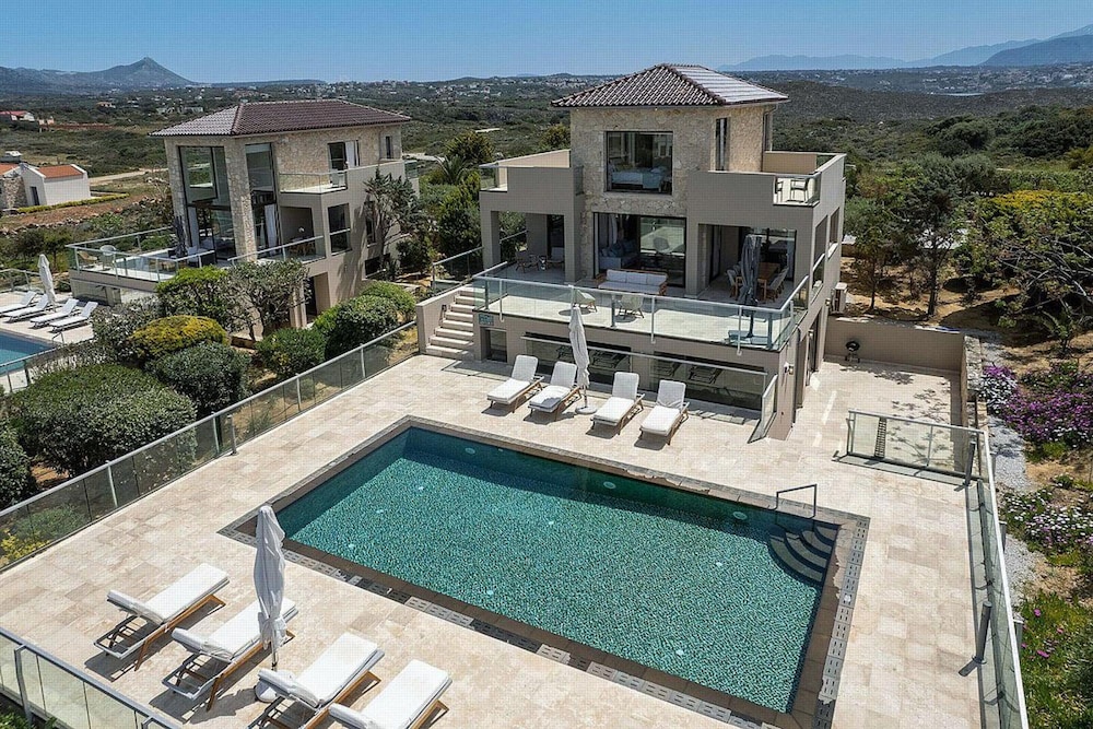 Tersanas Villas