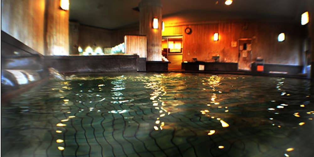 Akita Tsurugaikesou