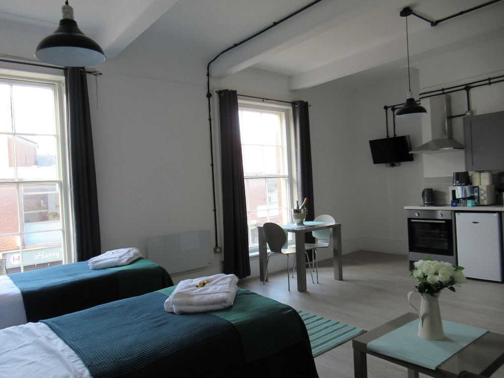 Queen Street Apartments