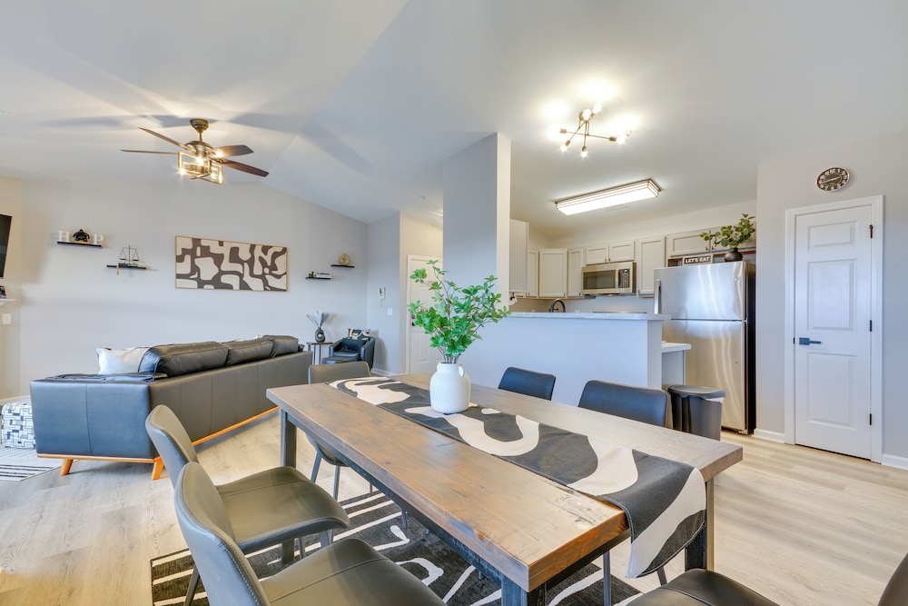 Easy Access to Dtwn: High Point Condo