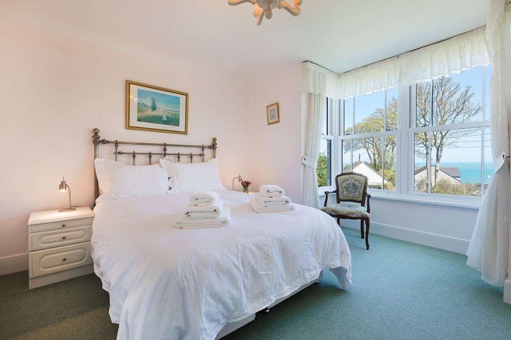 Glenside House