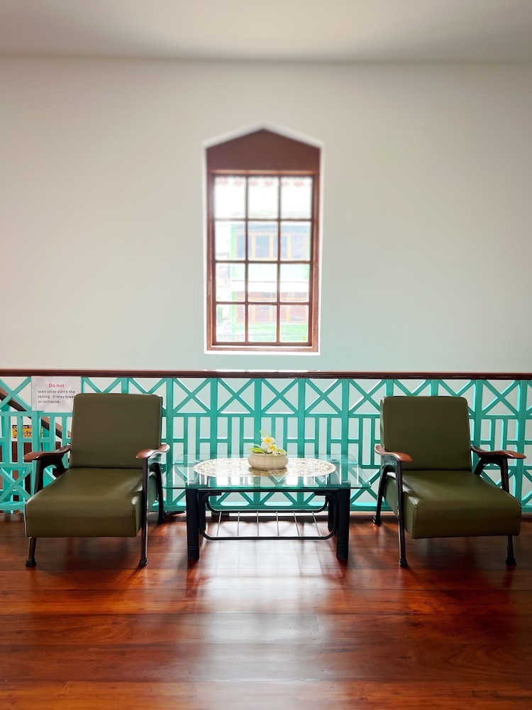 Ausamlor Guesthouse