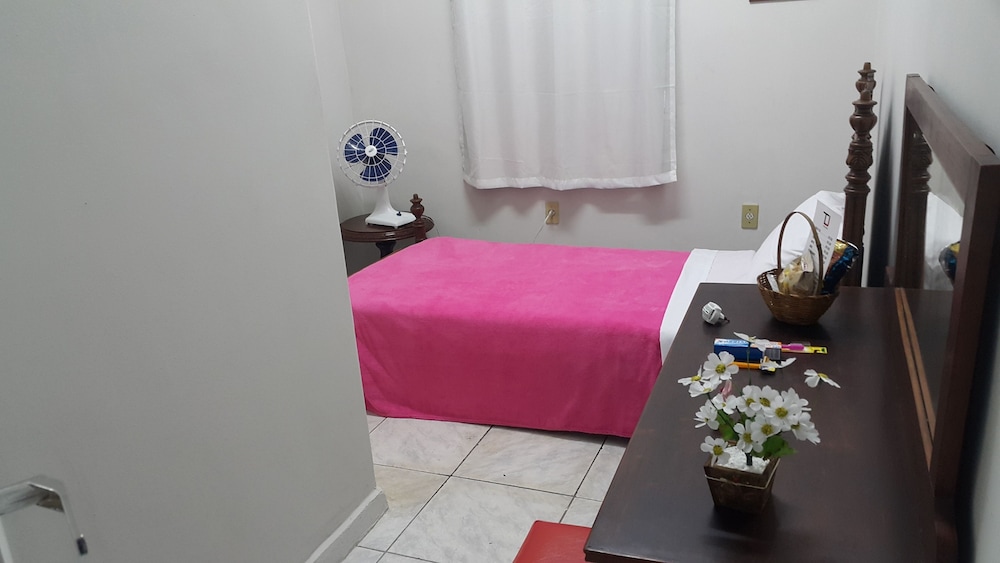 TJ House Hospedagem