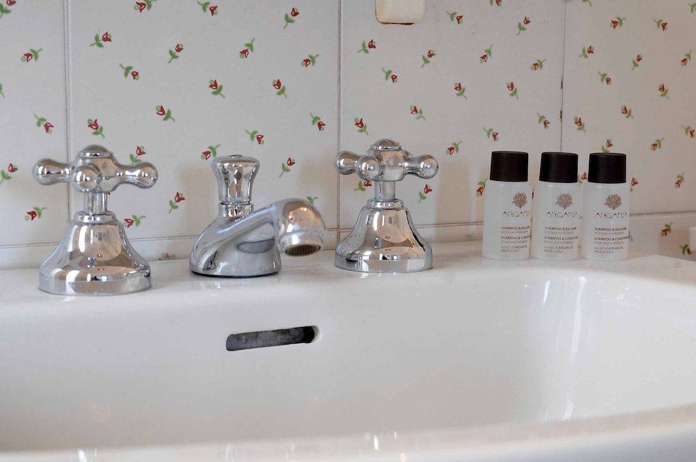 Charming Studio Apartment in Front of the Arno River