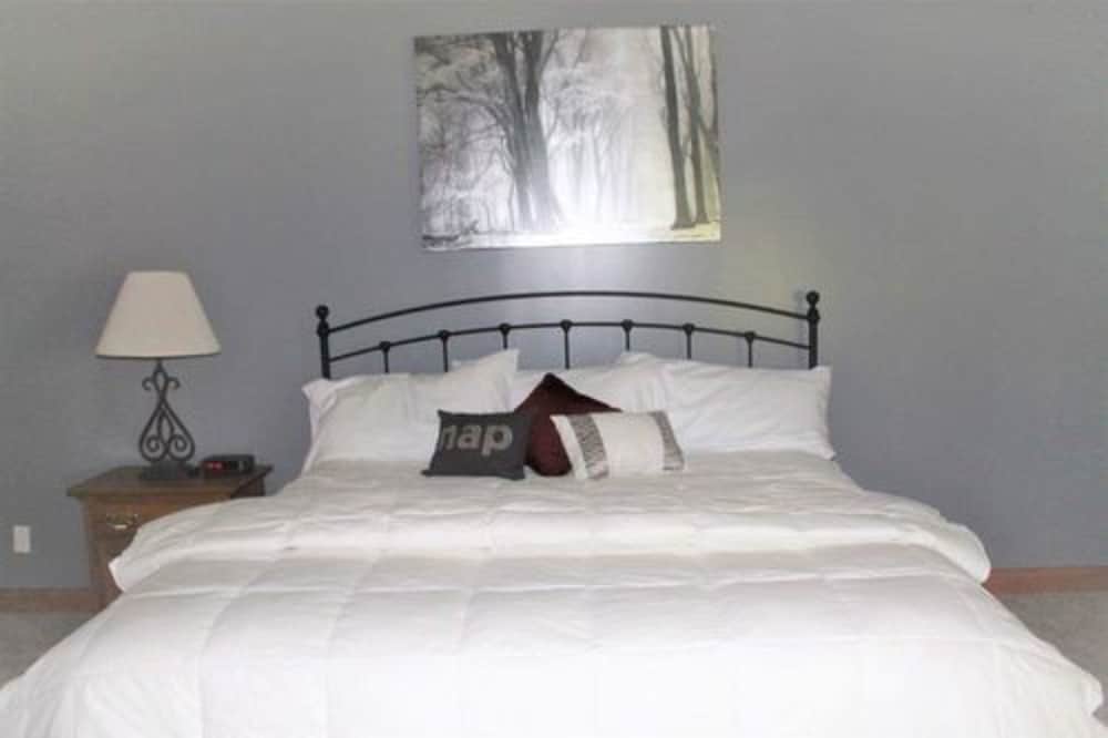 Oak Creek Lodge