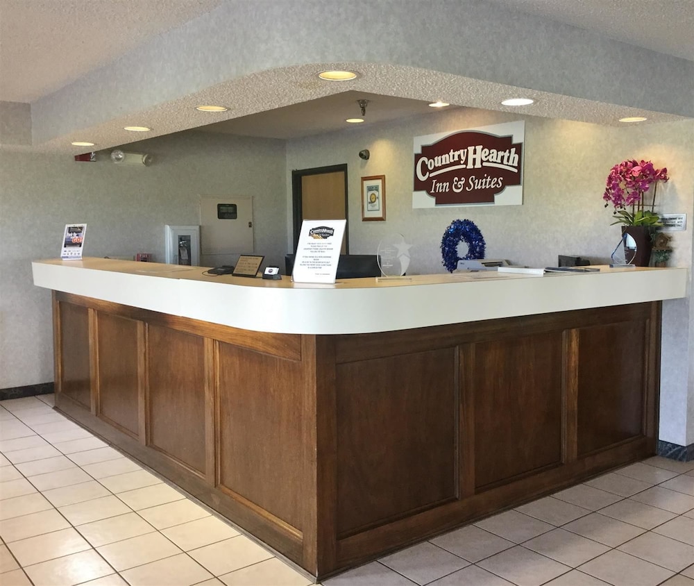 Capital O Amerihost Inn and Suites Fulton Hwy 54 MO