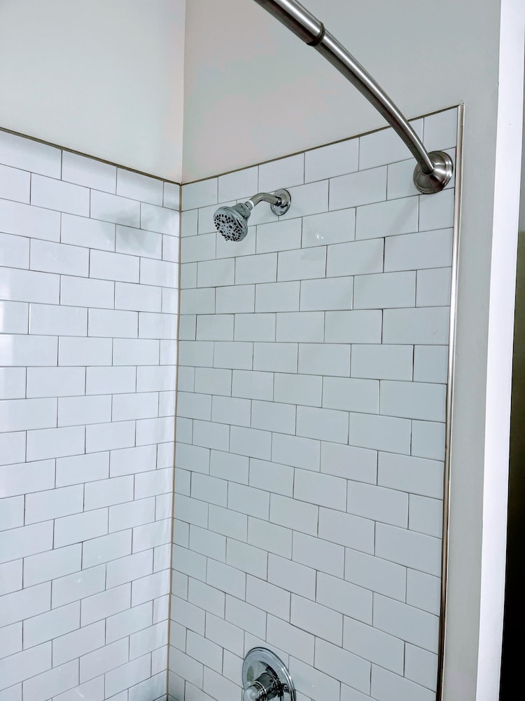 Walk to Duke Campus 1 Bedroom in Trinity Park