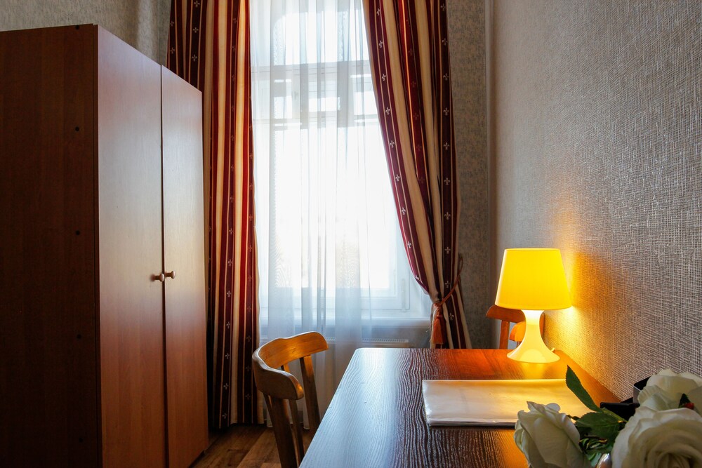 Guest rooms on Petropavlovskaya view 5