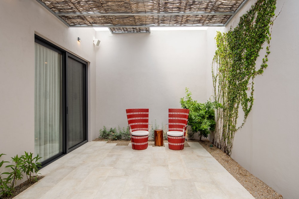The Club at Solaz, Luxury Villas