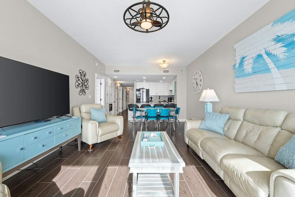 Calypso Beach Resort by Panhandle Getaways