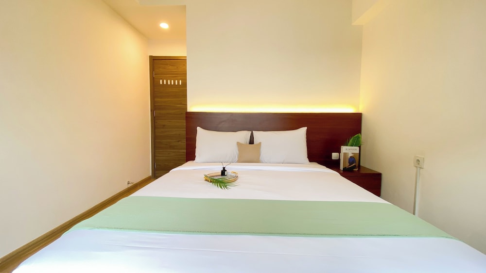 Comfort And Elegant 3Br Apartment Sky House Bsd