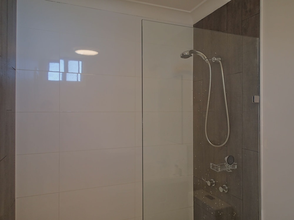 Dungowan Waterfront Apartments