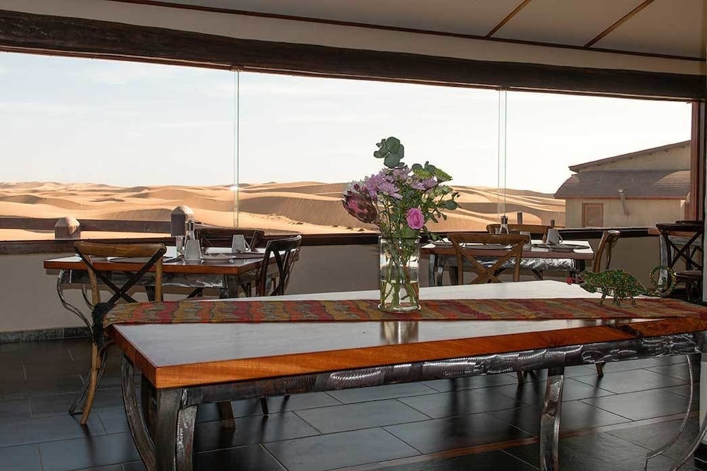 Desert Breeze Lodge