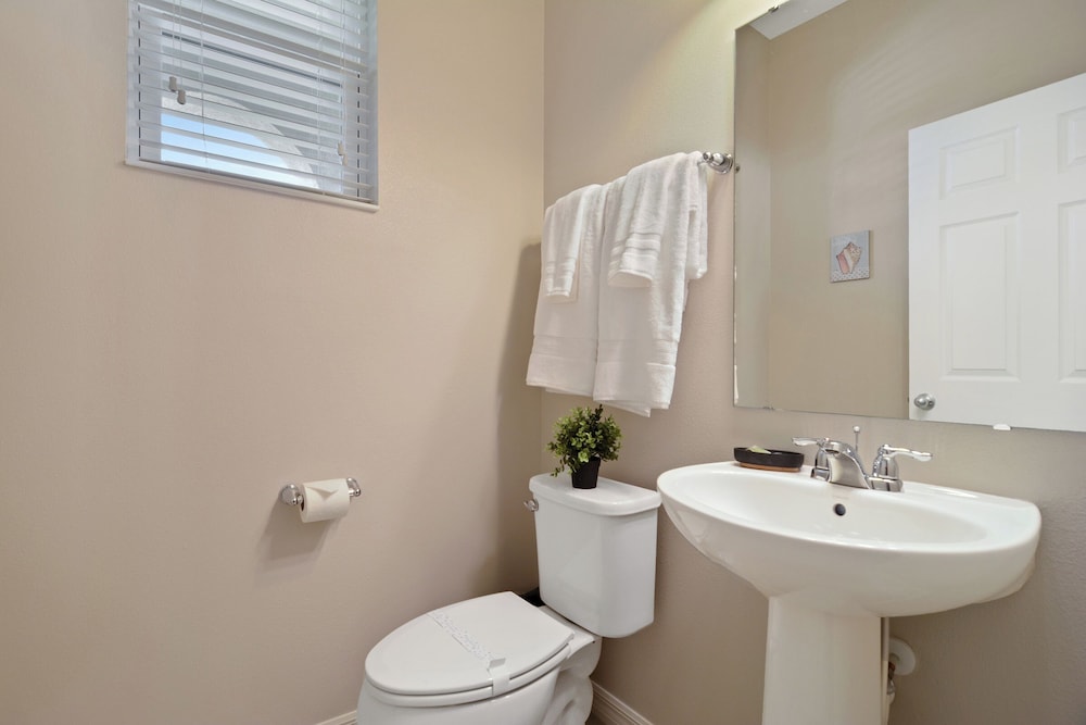 Four Bedrooms Townhome Compass Bay Resort 5130