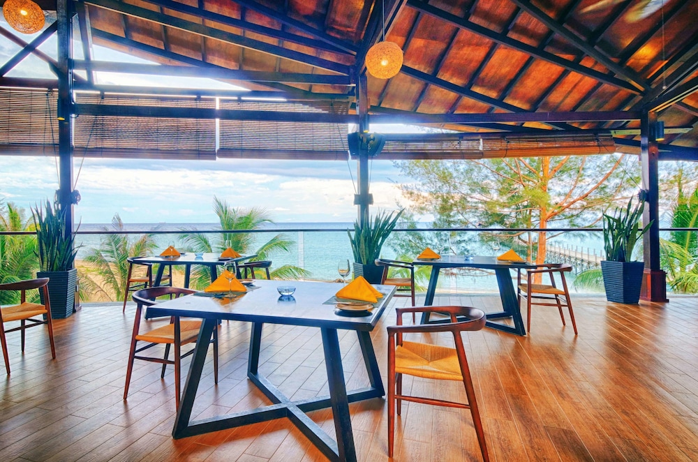 Borneo Eagle Resort