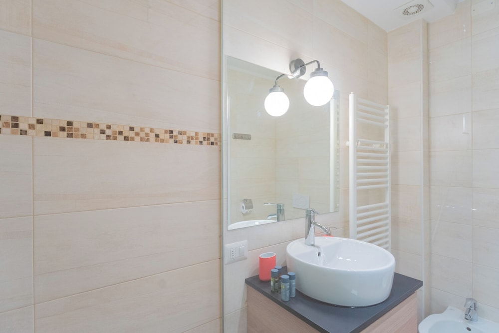 Enchanted Como Lake - Tremezzo Apartments by Rent all Como