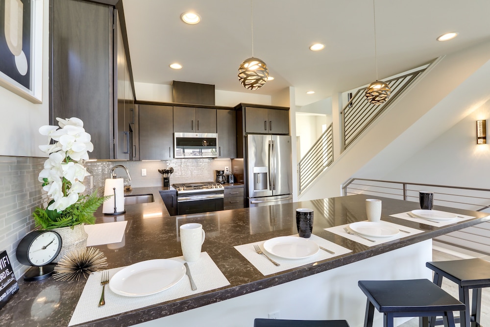 Reno Vacations - Midtown Reno Vacation Rental < 2 Mi to Downtown! - Property Image 20