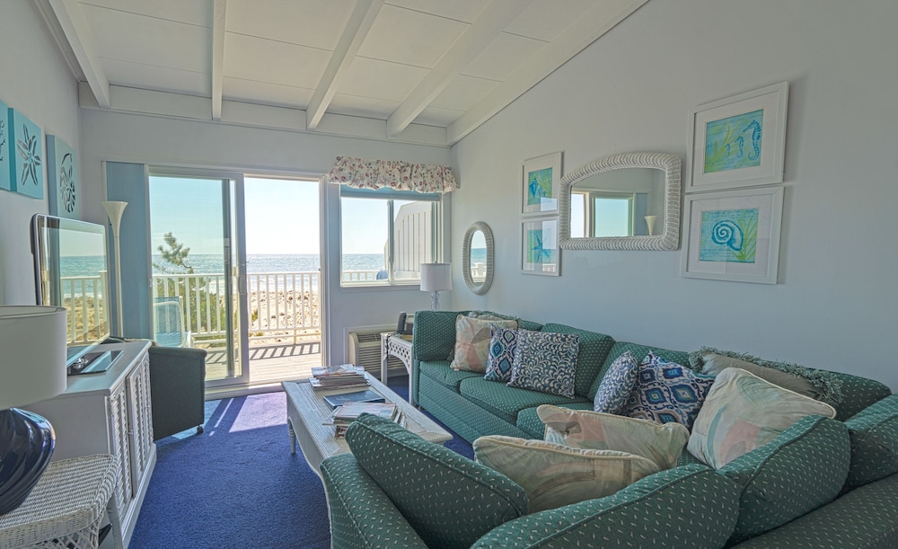 Sea Crest Resort