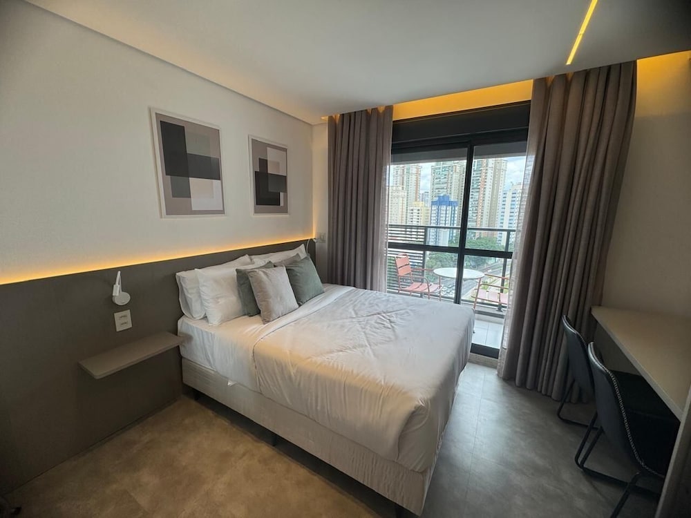 Haus Mitre Residences
