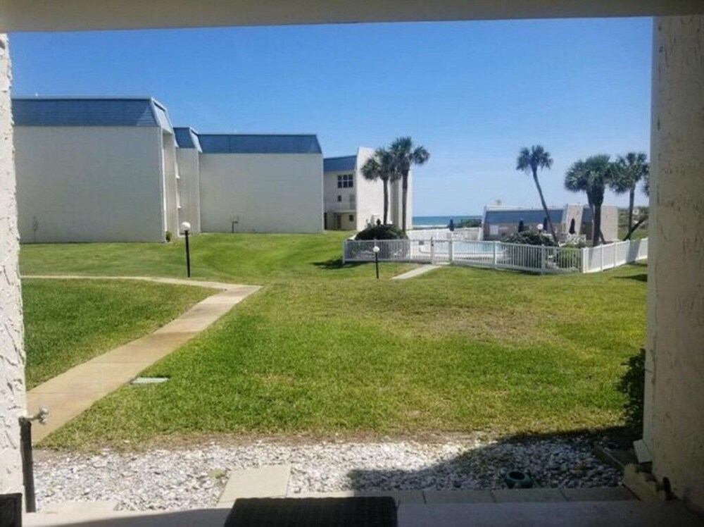 Tradewinds 151 1 Bedroom Condo by Redawning view 4