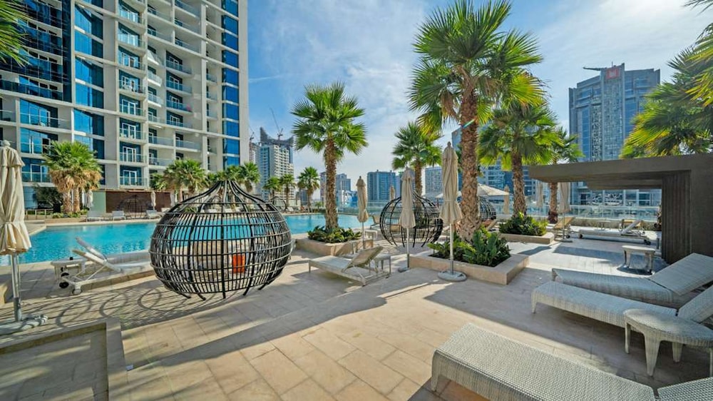 Cozy Studio Perfect for 4 at Damac Maison Prive