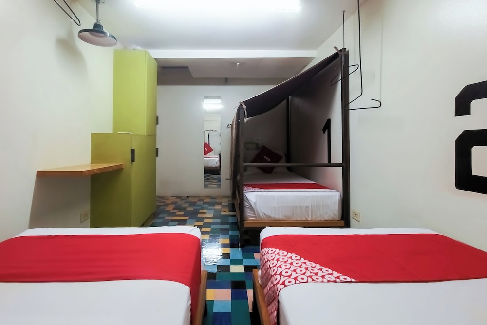 Spot On Junction Hostel