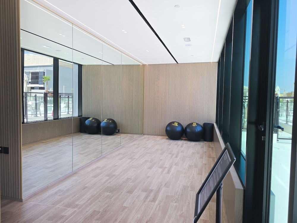 Easygo- Stylish 1bdr Binghatti Corner