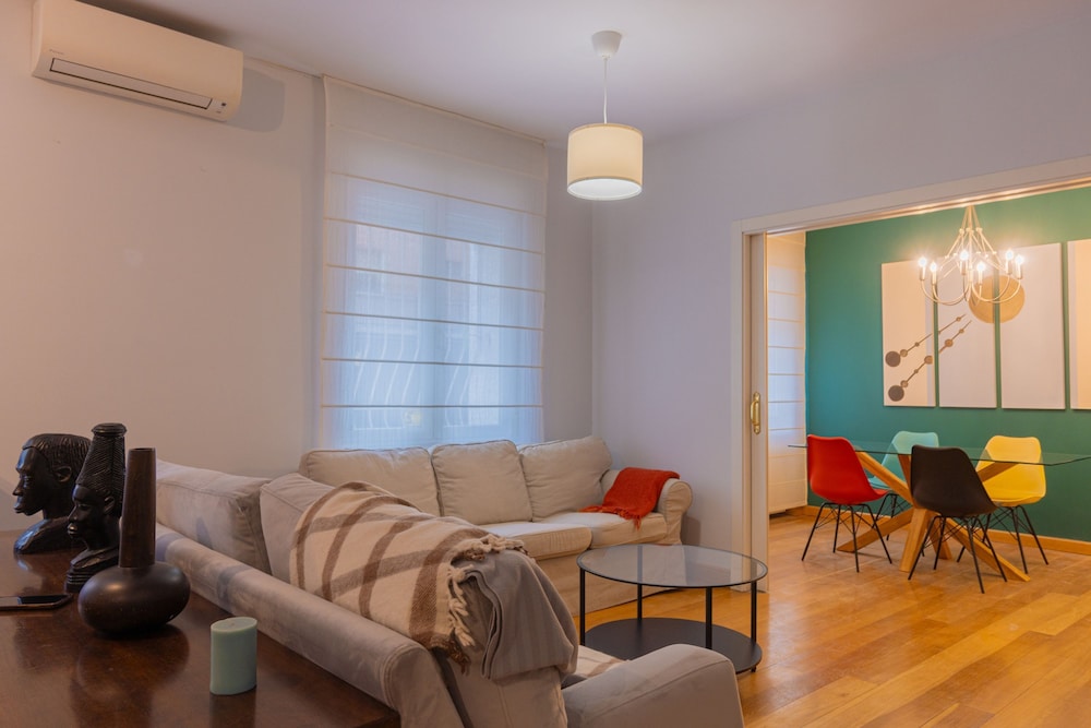 M Pdh520 Apartamento Amplio y Elegante en Paseo d