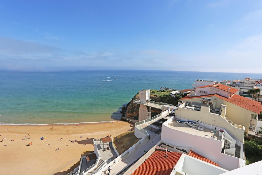 V 05 - Apartment 5 in Seacliff Albufeira