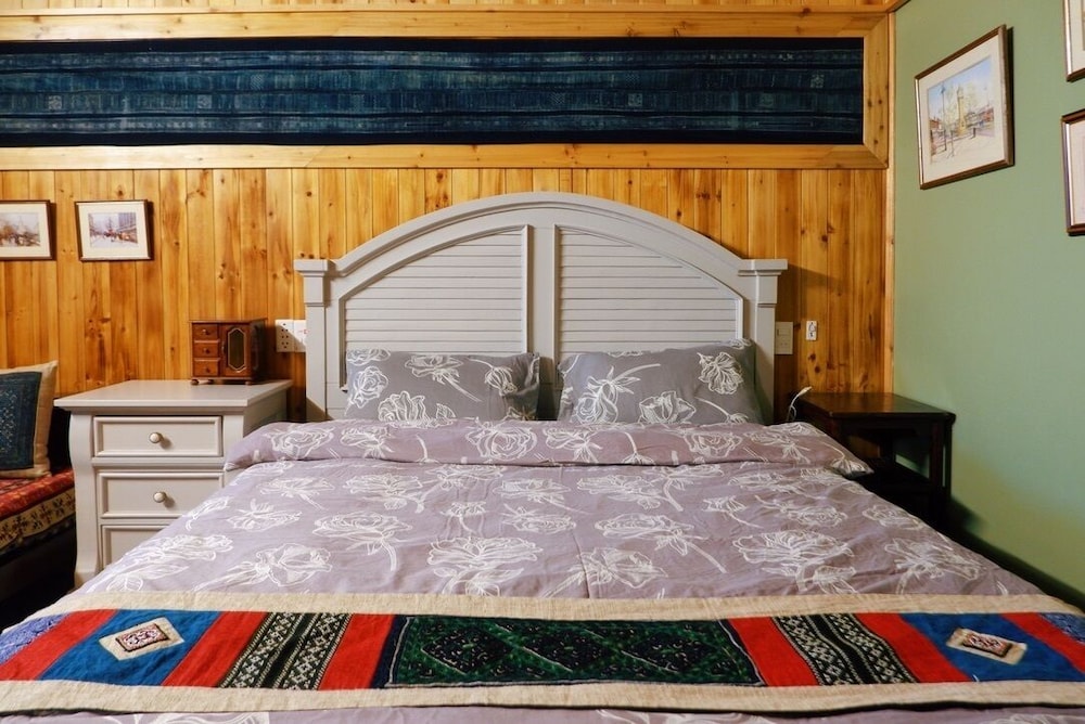 Ta Phin Cottage