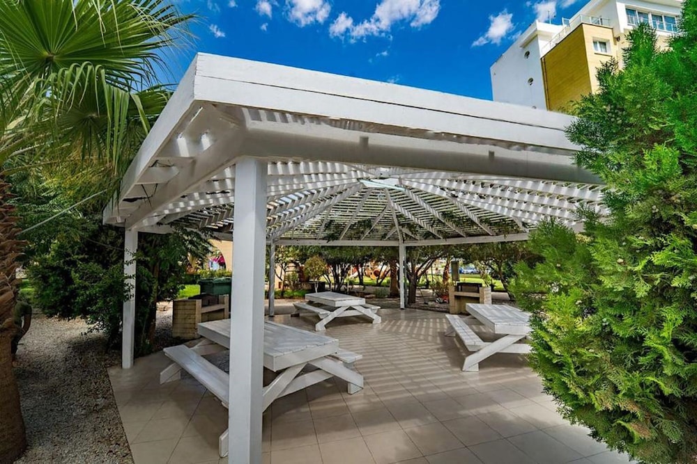 Amelius Pool Apartment in Caesar Resort