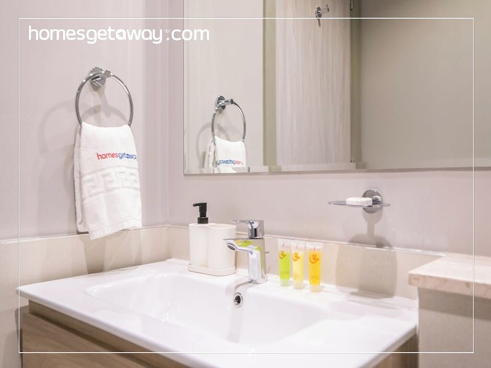 Spacious & Fully Furnished 1BR in Zada