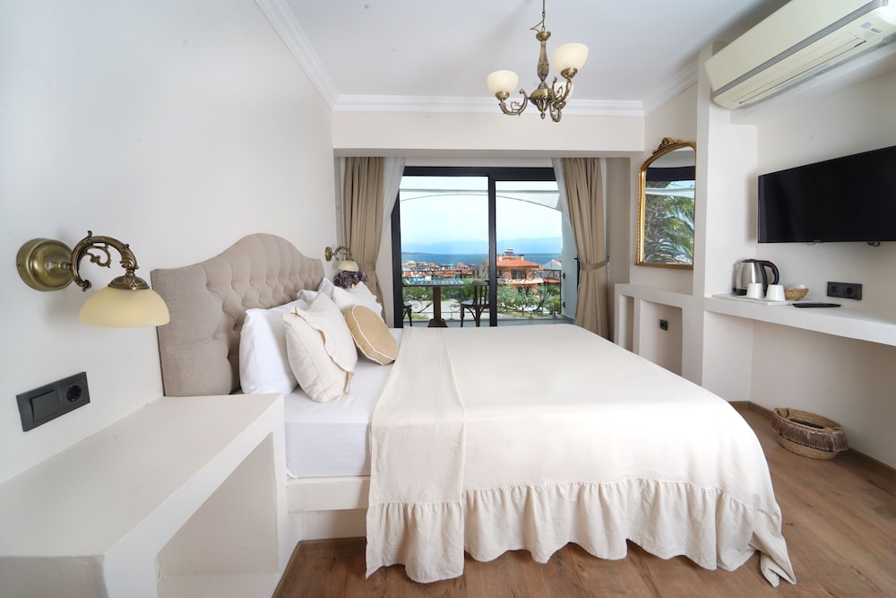 Cunda House Küçük Otel - Image 29