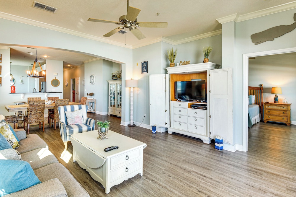 Steps to Beach: Palm Coast Escape w/ Resort Perks!
