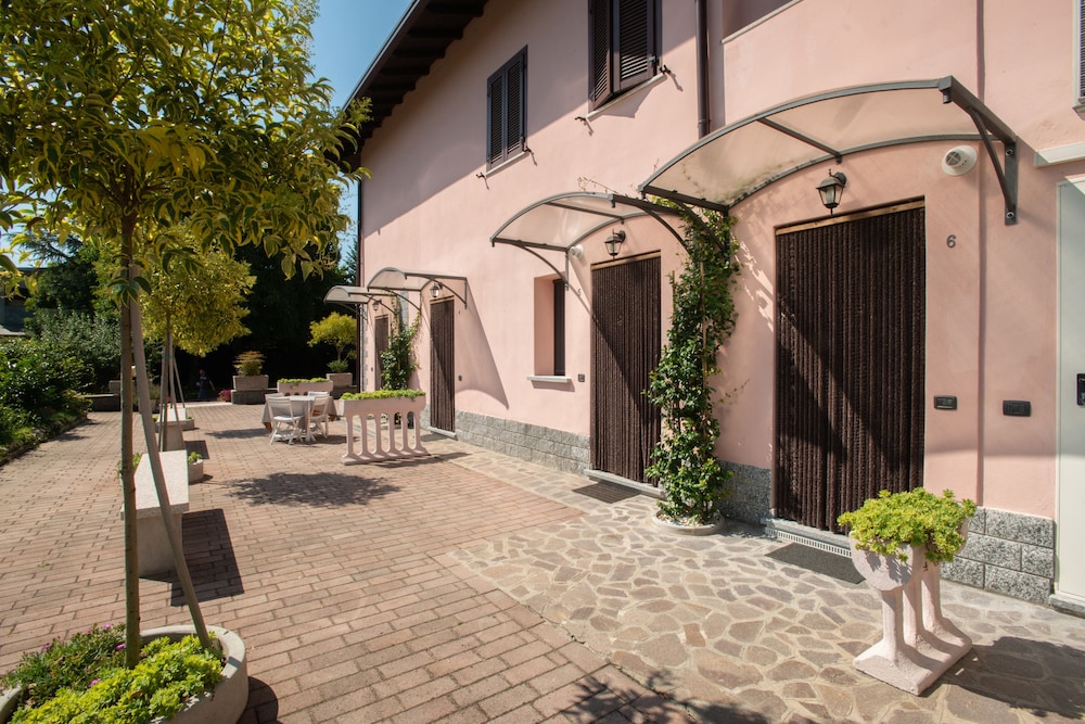 Villa Rosy B&B