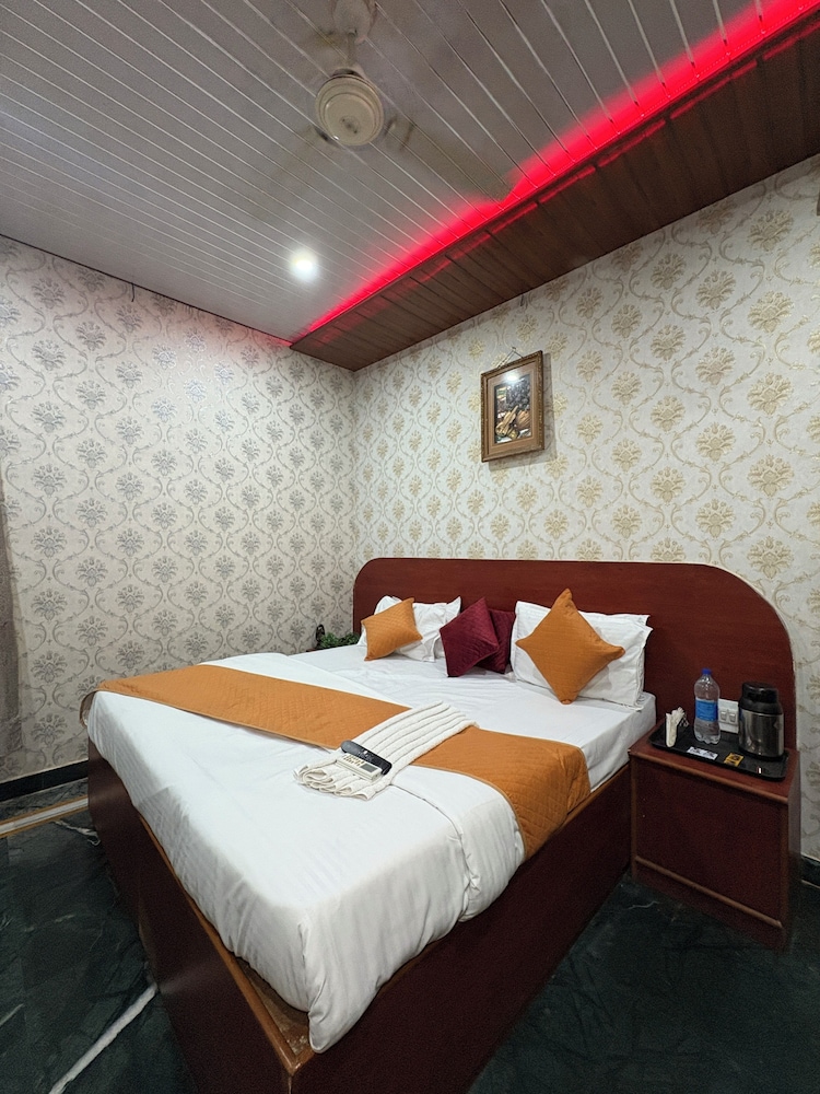 Hotel Utsav