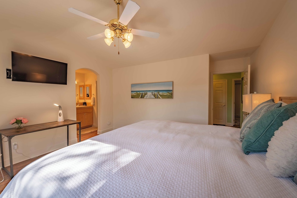 Seabreeze Bungalow