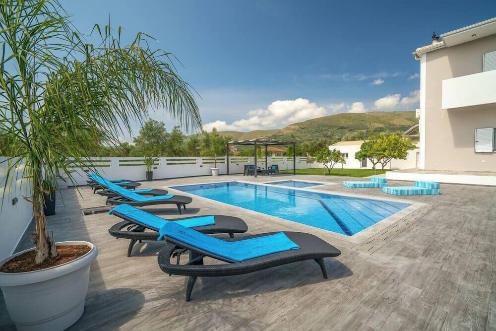 Ostria Luxury Villa view 5