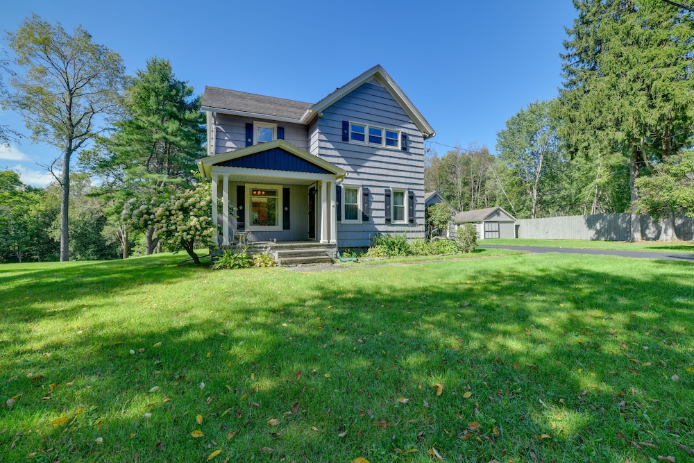 Rustic Bainbridge Retreat w/ Spacious Yard! view 5