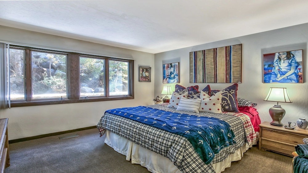 Lake Tahoe Vacations - 227 Squaw Valley Road Condo - Property Image 17