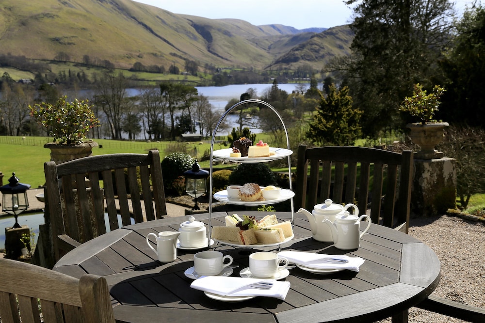 Penrith Vacations - Macdonald Leeming House - Property Image 8