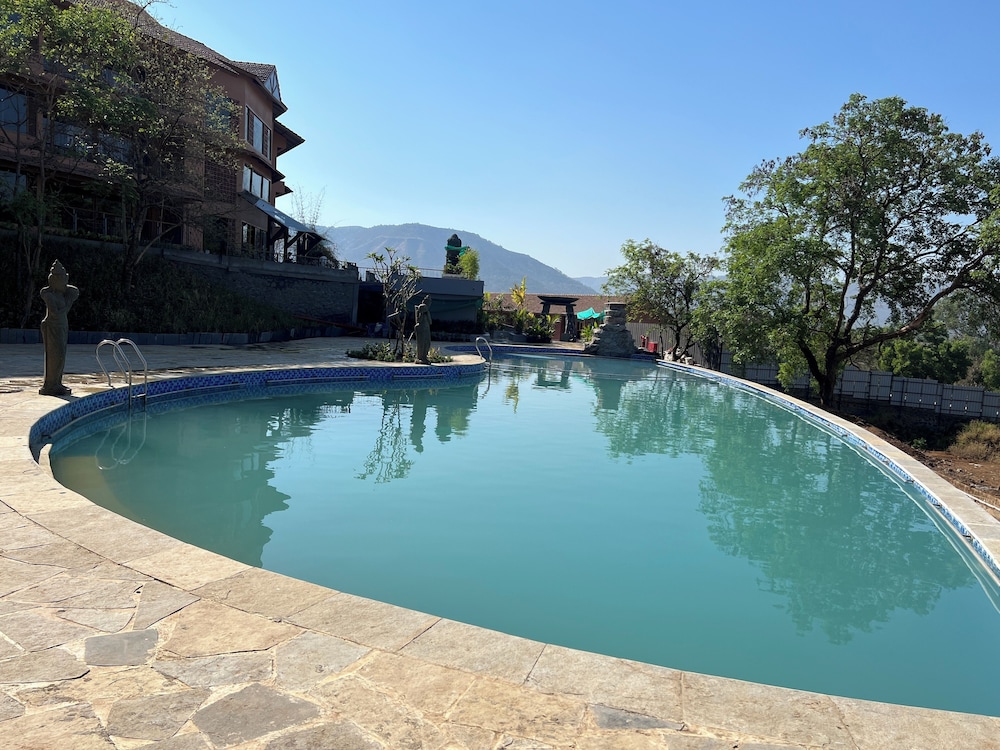 THE FORESTA RESORT